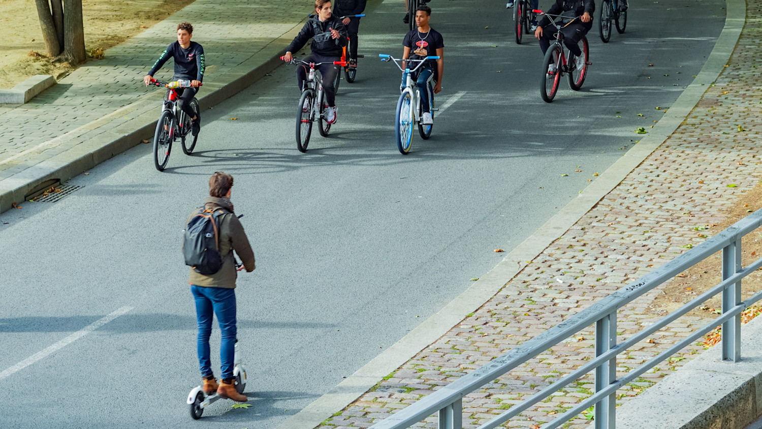 E-Bikes & E-Scooters - Competion or Complimentary?